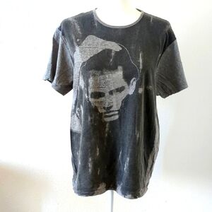 Men's Graphic Gray T-Shirt